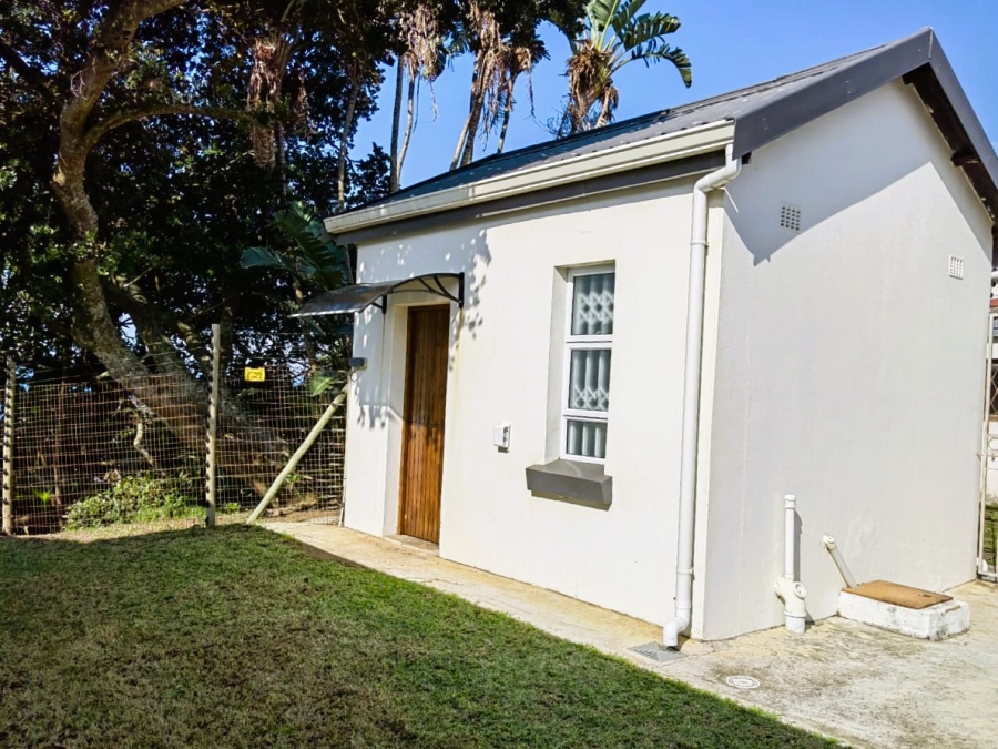 2 Bedroom Property for Sale in Umtentweni KwaZulu-Natal