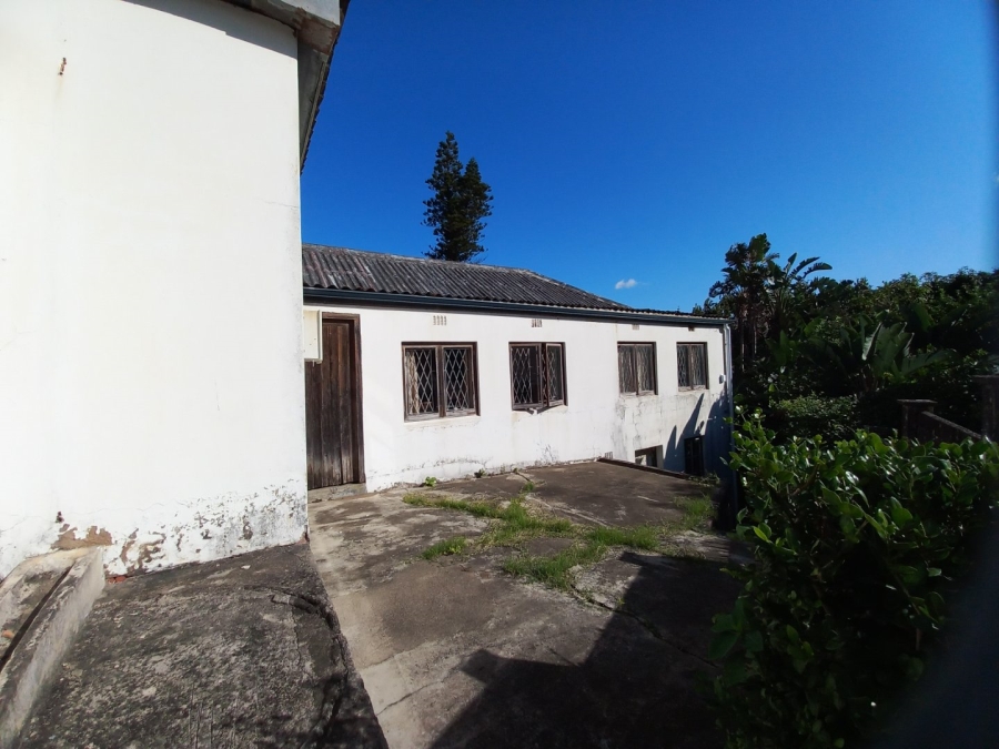 3 Bedroom Property for Sale in Umtentweni KwaZulu-Natal