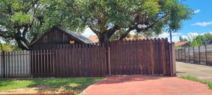  Bedroom Property for Sale in Newcastle KwaZulu-Natal