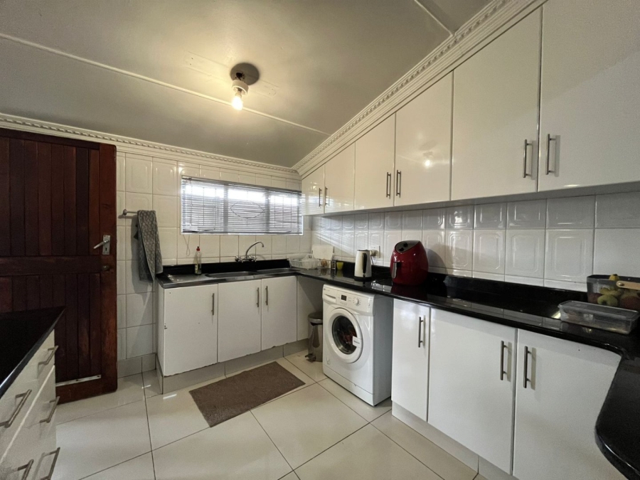 5 Bedroom Property for Sale in Newcastle KwaZulu-Natal