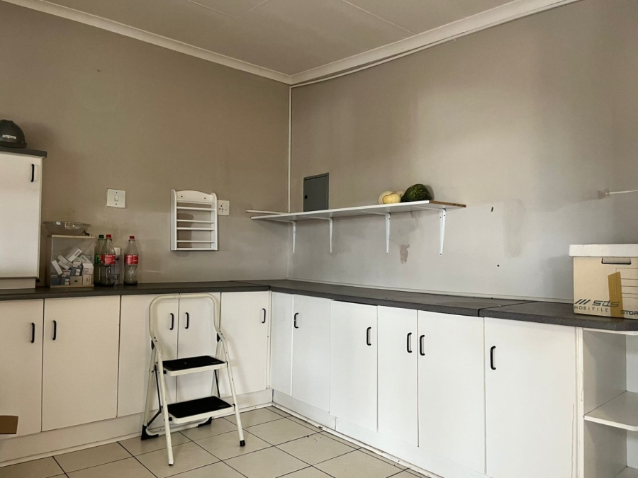 5 Bedroom Property for Sale in Newcastle KwaZulu-Natal