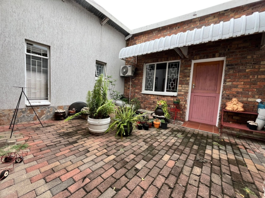 5 Bedroom Property for Sale in Newcastle KwaZulu-Natal