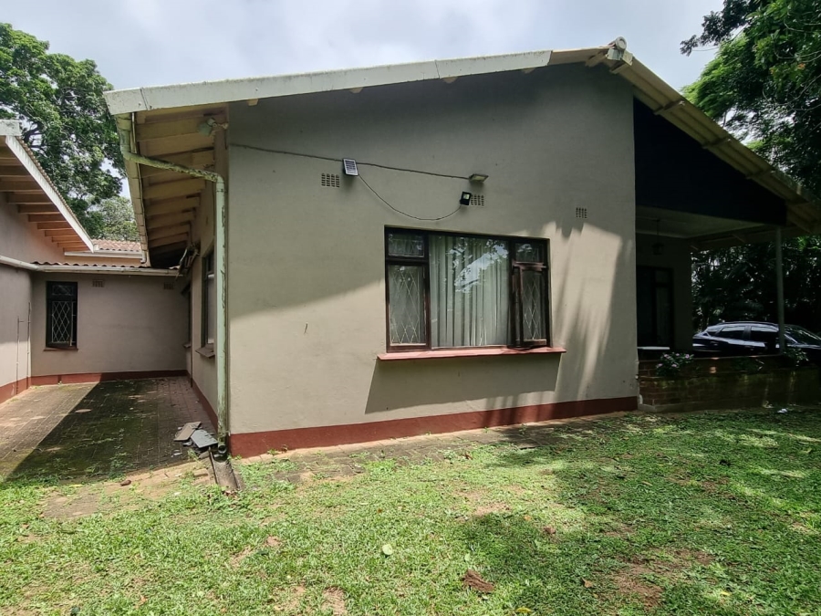 4 Bedroom Property for Sale in Anerley KwaZulu-Natal