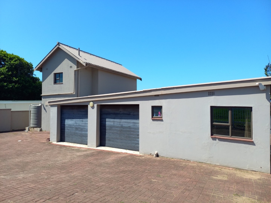 4 Bedroom Property for Sale in Southport KwaZulu-Natal