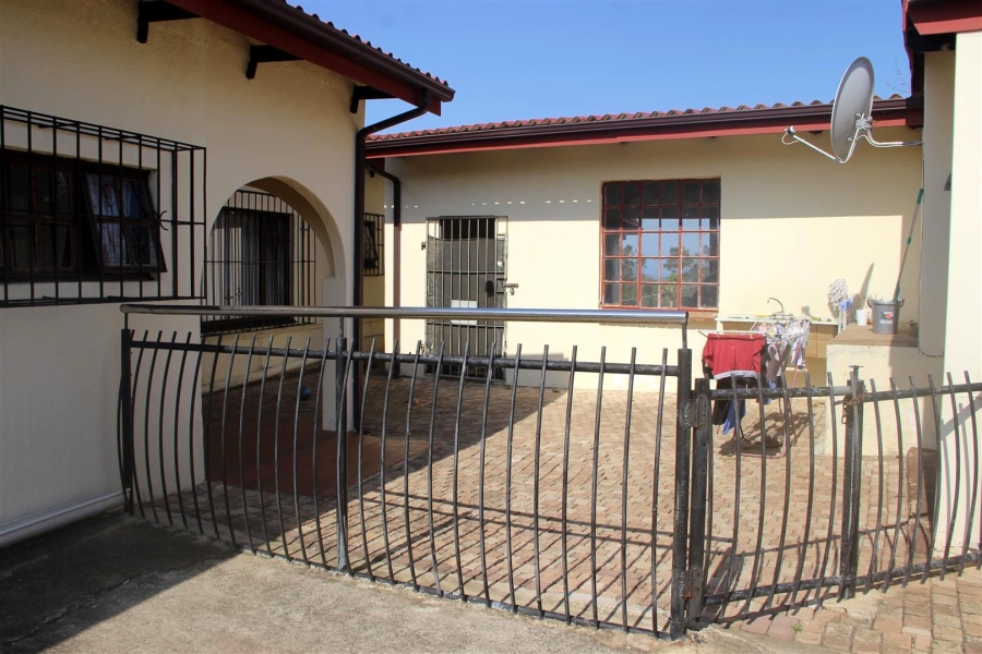  Bedroom Property for Sale in Izotsha KwaZulu-Natal