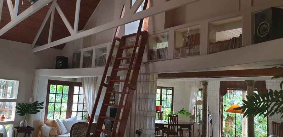 4 Bedroom Property for Sale in Umtentweni KwaZulu-Natal