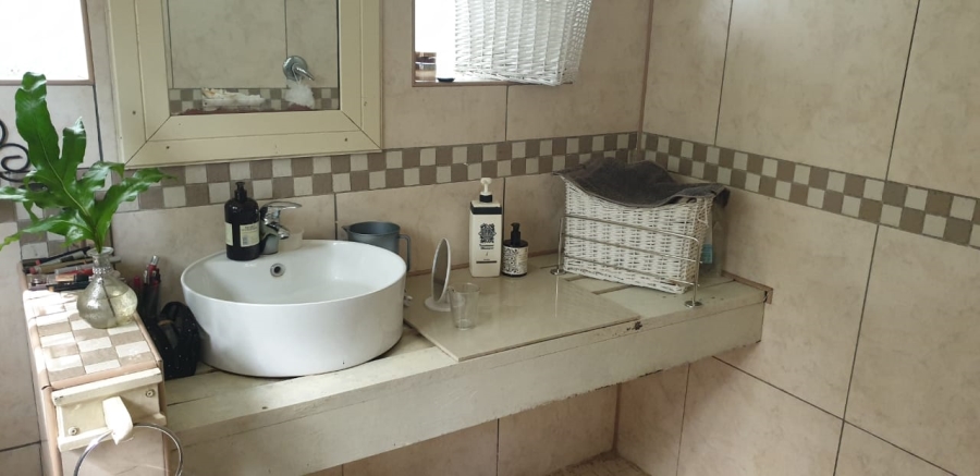 4 Bedroom Property for Sale in Umtentweni KwaZulu-Natal