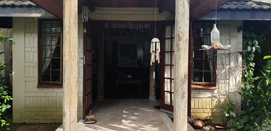 4 Bedroom Property for Sale in Umtentweni KwaZulu-Natal