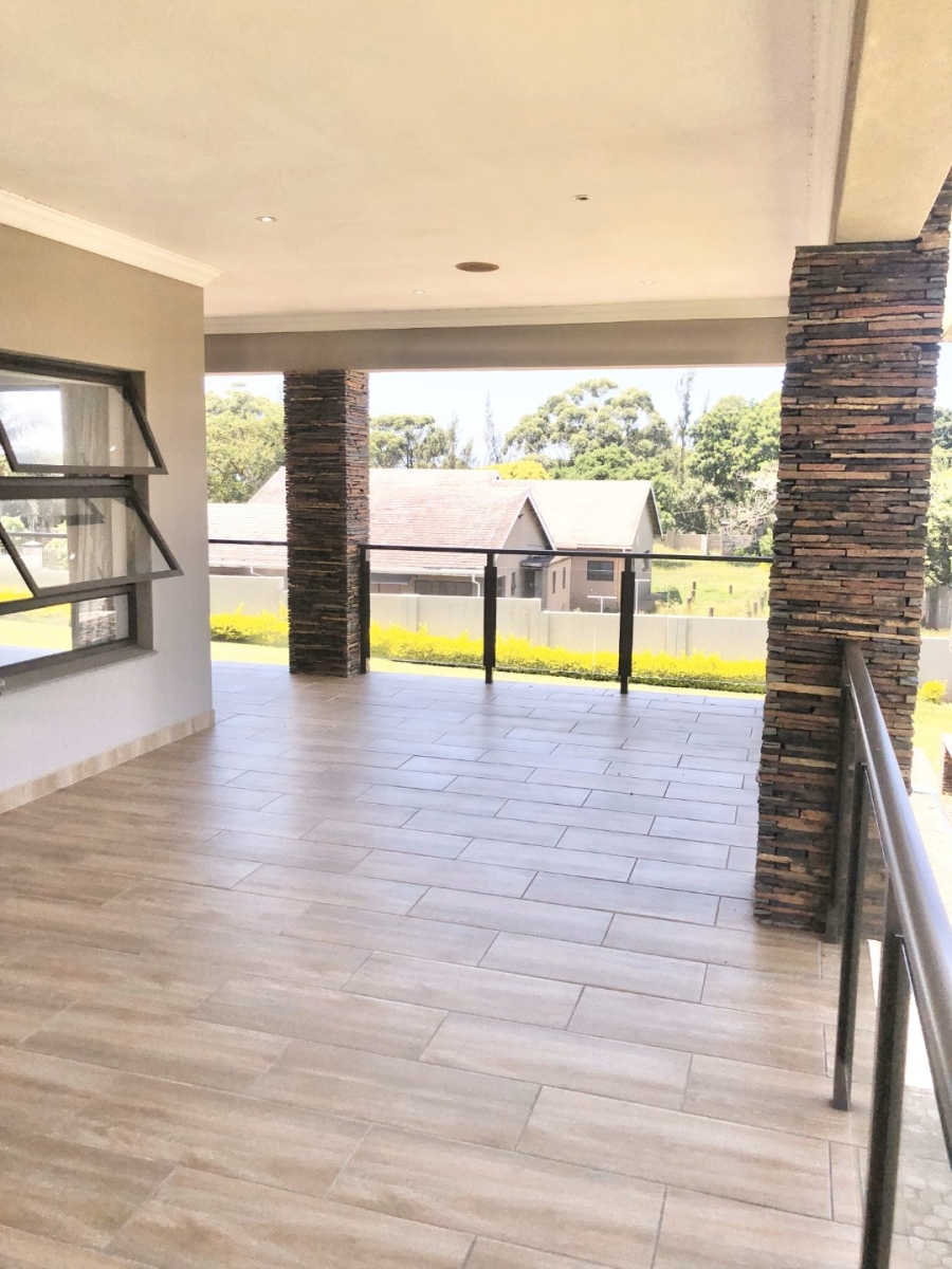 4 Bedroom Property for Sale in Umtentweni KwaZulu-Natal