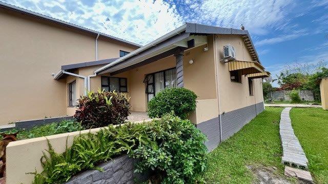 5 Bedroom Property for Sale in Margate KwaZulu-Natal