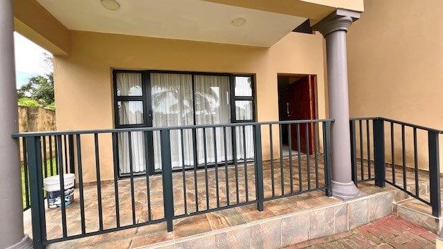 5 Bedroom Property for Sale in Margate KwaZulu-Natal