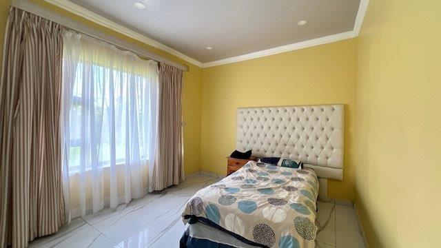 5 Bedroom Property for Sale in Margate KwaZulu-Natal