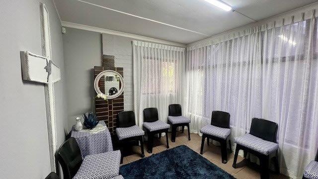  Bedroom Property for Sale in St Michaels On Sea KwaZulu-Natal