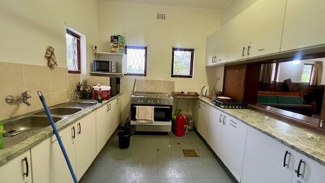  Bedroom Property for Sale in St Michaels On Sea KwaZulu-Natal