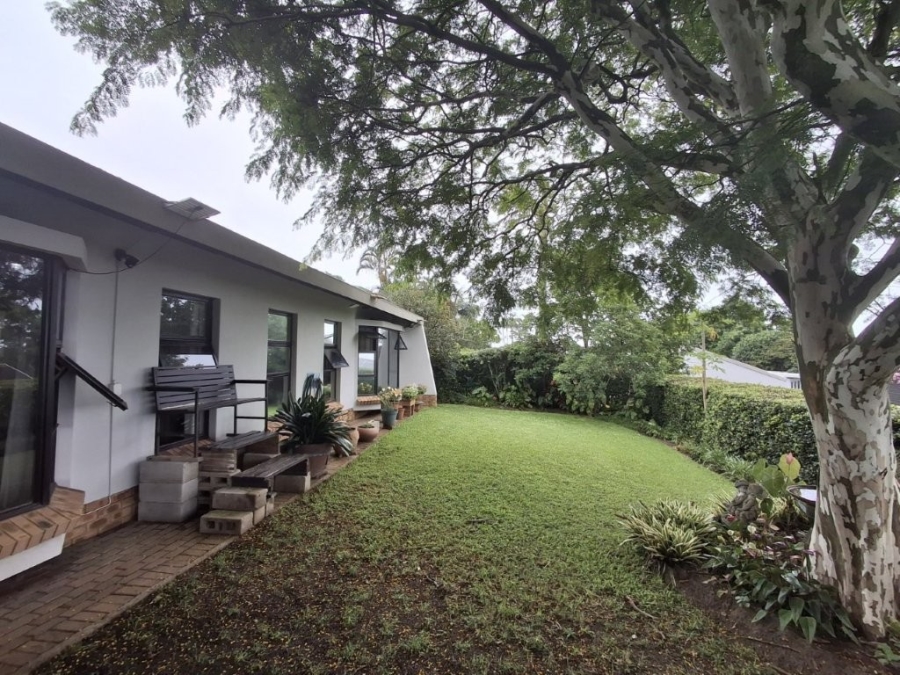 3 Bedroom Property for Sale in Uvongo KwaZulu-Natal