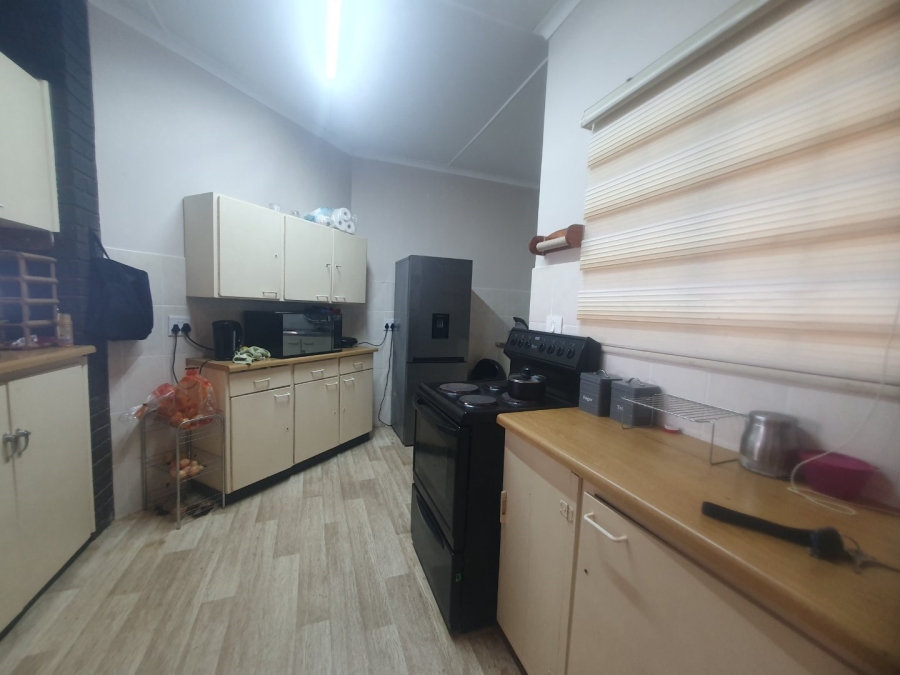 2 Bedroom Property for Sale in Umtentweni KwaZulu-Natal