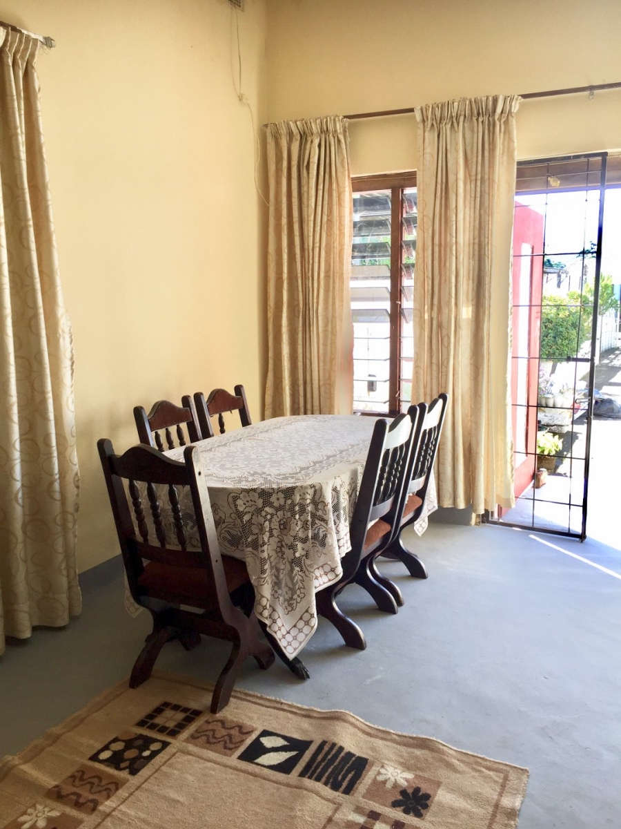 To Let 1 Bedroom Property for Rent in Raisethorpe KwaZulu-Natal