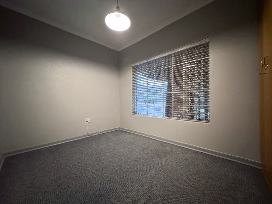 2 Bedroom Property for Sale in Aviary Hill KwaZulu-Natal