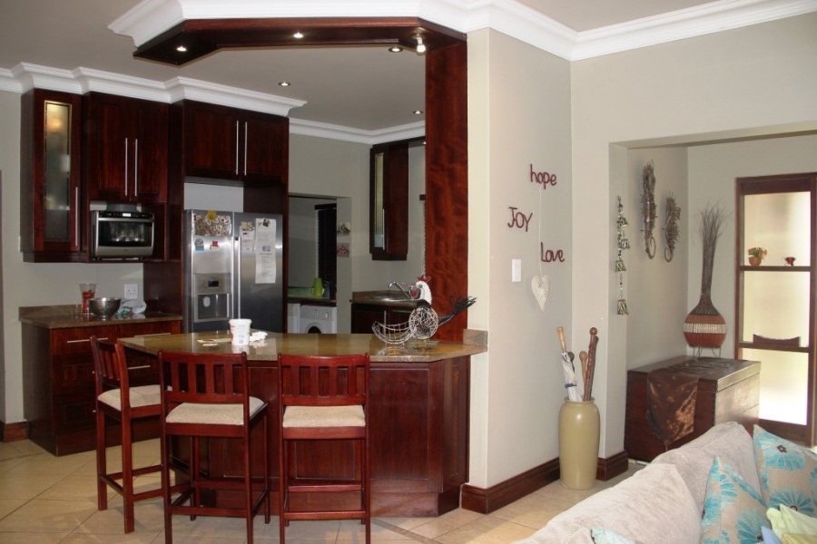 6 Bedroom Property for Sale in Ramsgate KwaZulu-Natal