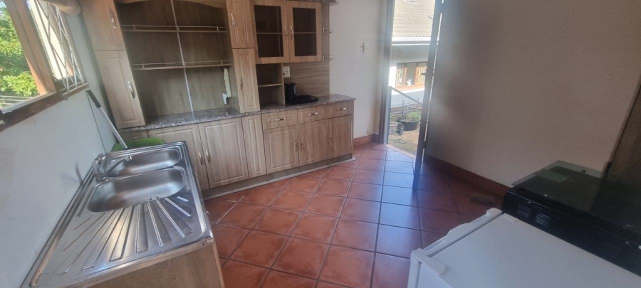 3 Bedroom Property for Sale in Umtentweni KwaZulu-Natal