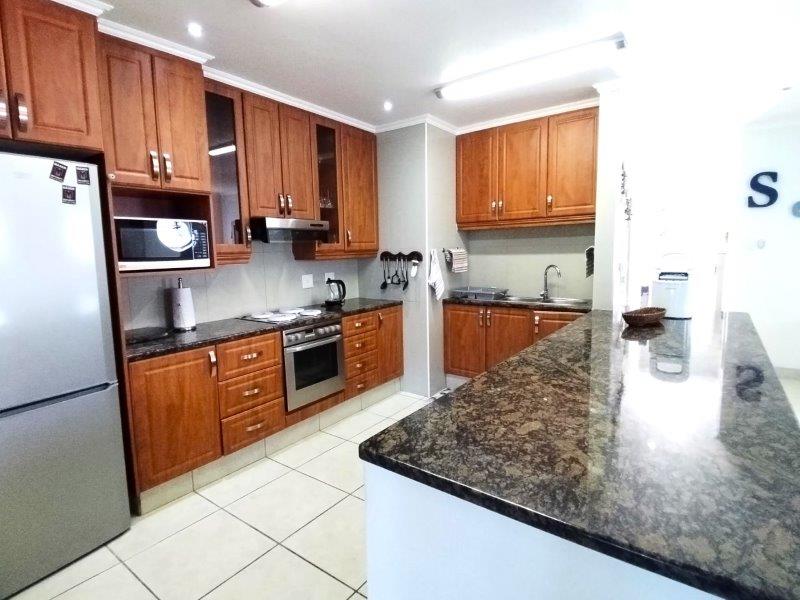 4 Bedroom Property for Sale in Margate KwaZulu-Natal