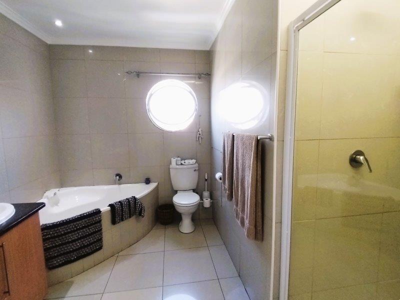 4 Bedroom Property for Sale in Margate KwaZulu-Natal