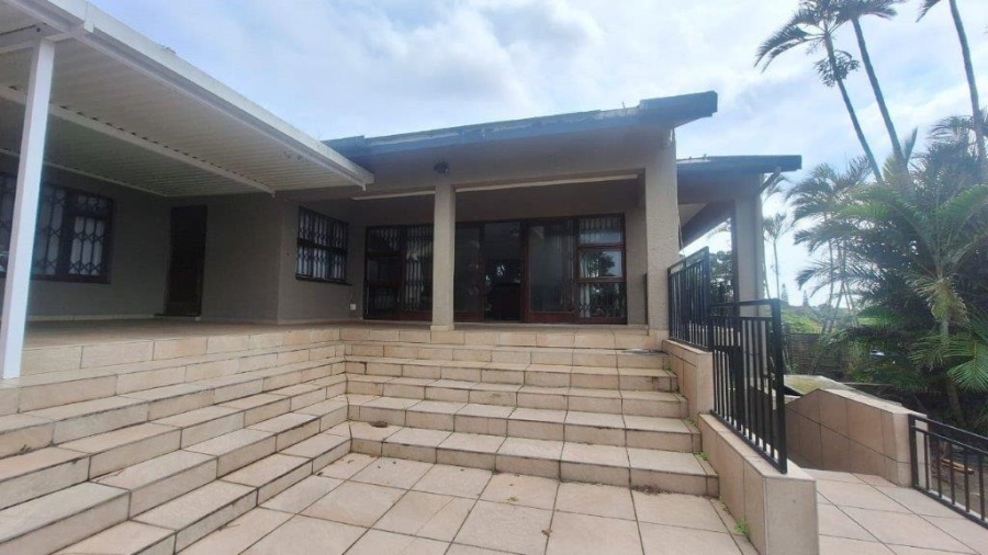 4 Bedroom Property for Sale in Hibberdene KwaZulu-Natal