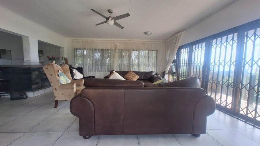 4 Bedroom Property for Sale in Hibberdene KwaZulu-Natal