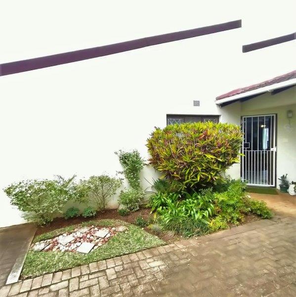 3 Bedroom Property for Sale in Uvongo KwaZulu-Natal