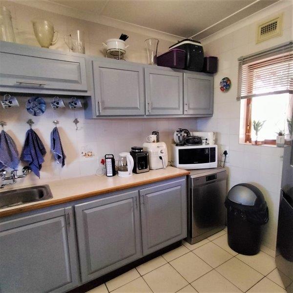 3 Bedroom Property for Sale in Uvongo KwaZulu-Natal