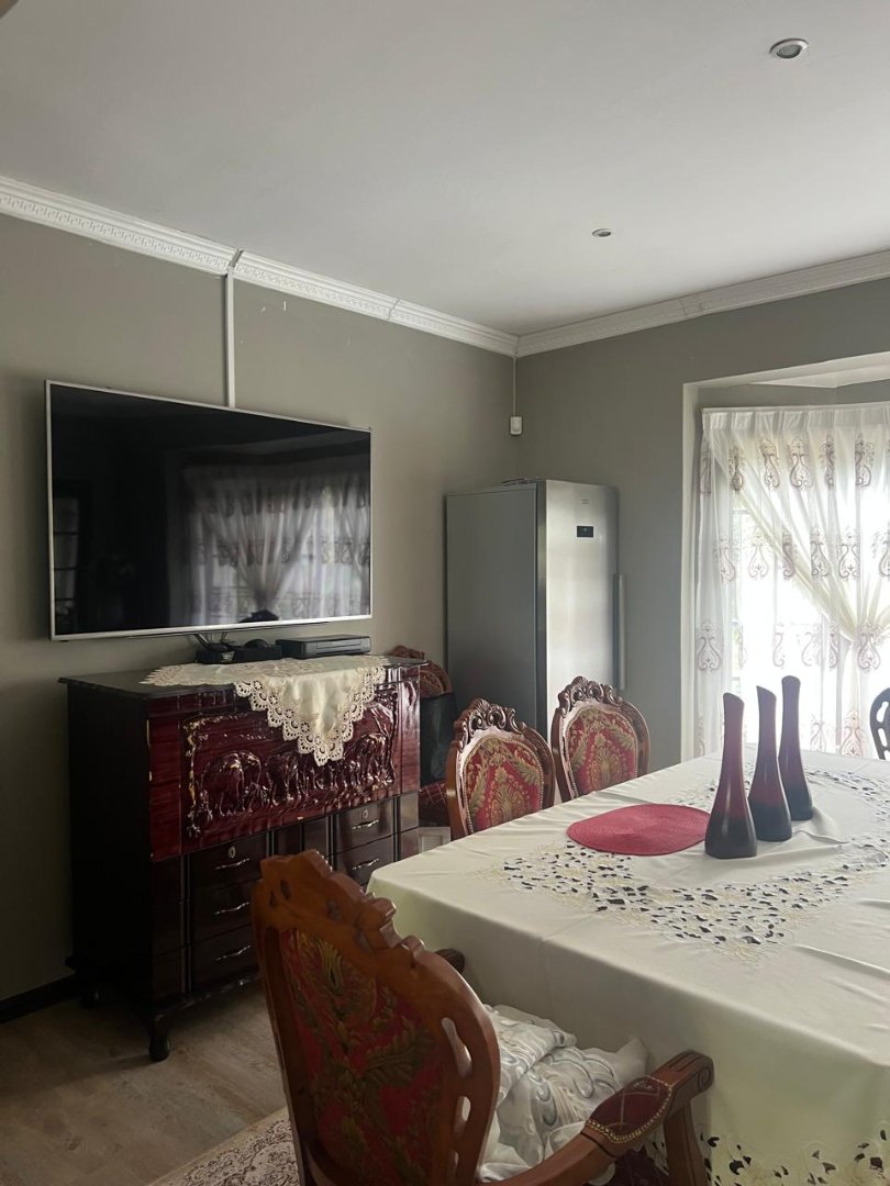 To Let 4 Bedroom Property for Rent in Westville KwaZulu-Natal