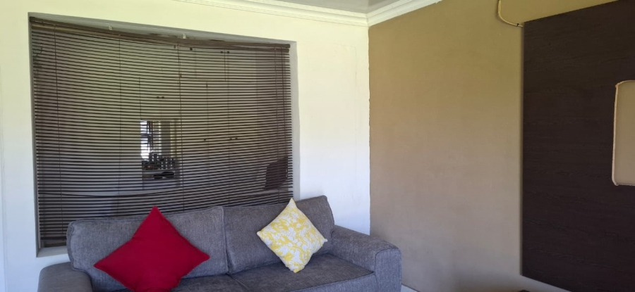 2 Bedroom Property for Sale in Sea Park KwaZulu-Natal