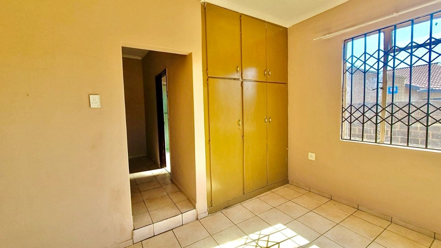 3 Bedroom Property for Sale in Aviary Hill KwaZulu-Natal