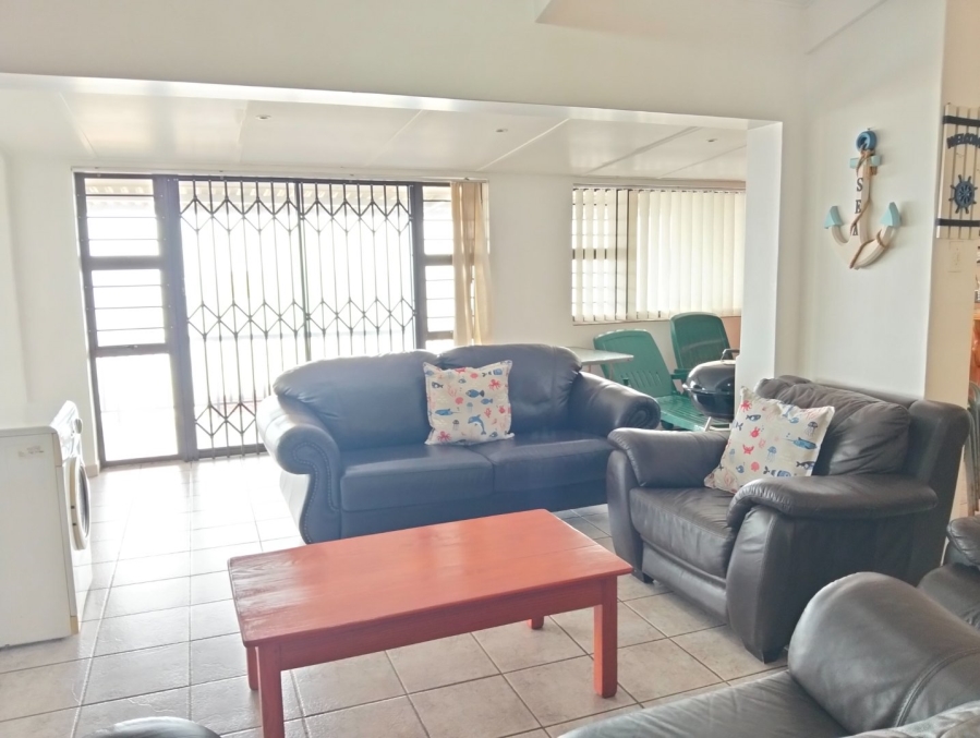 2 Bedroom Property for Sale in Mtwalume KwaZulu-Natal