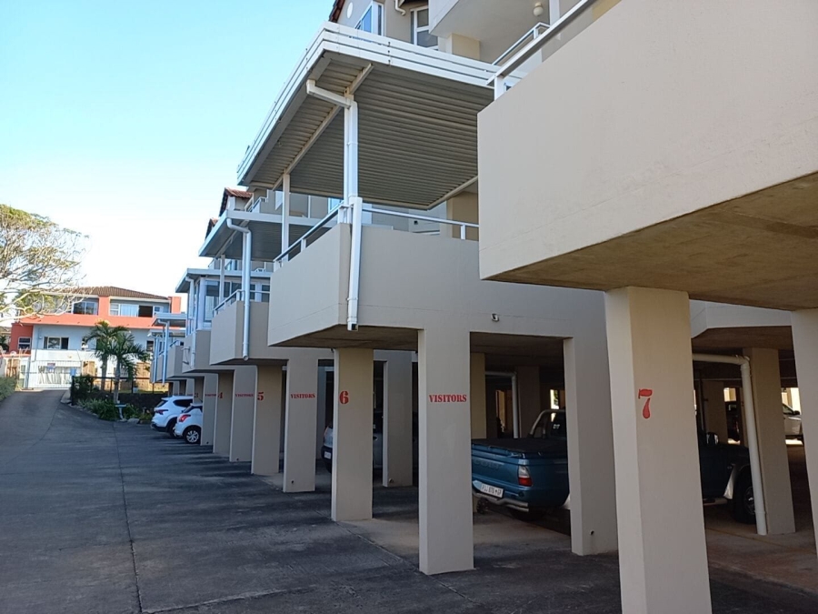 2 Bedroom Property for Sale in Uvongo KwaZulu-Natal