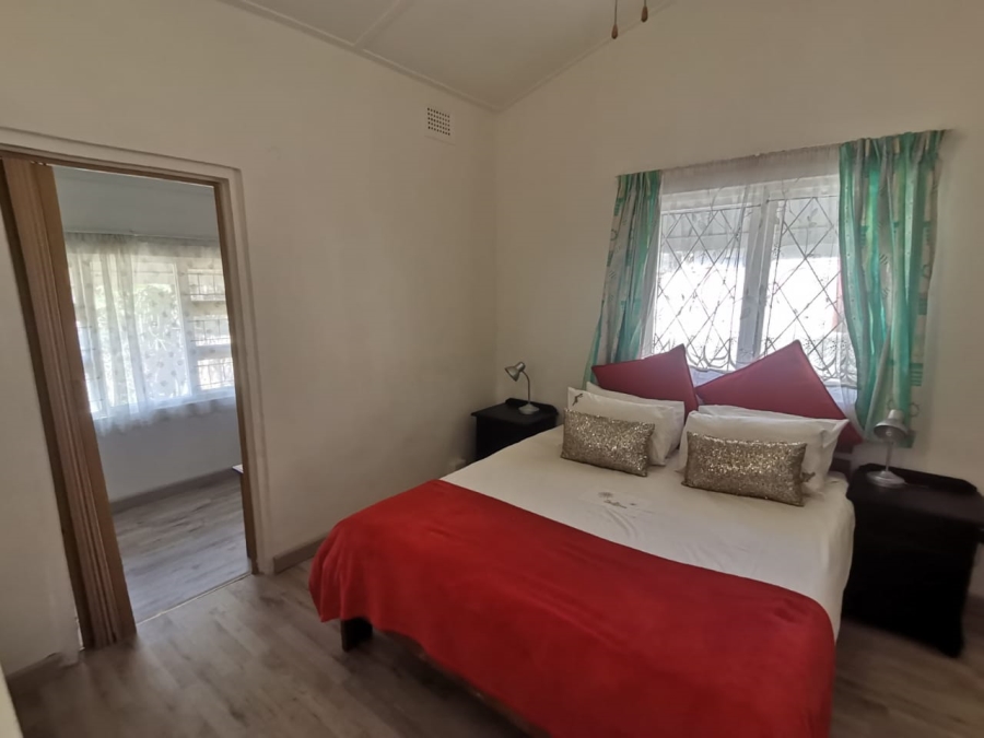 2 Bedroom Property for Sale in Uvongo KwaZulu-Natal