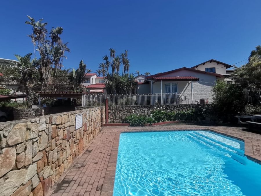 2 Bedroom Property for Sale in Uvongo KwaZulu-Natal