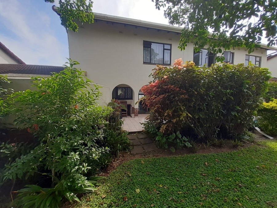 2 Bedroom Property for Sale in Umtentweni KwaZulu-Natal