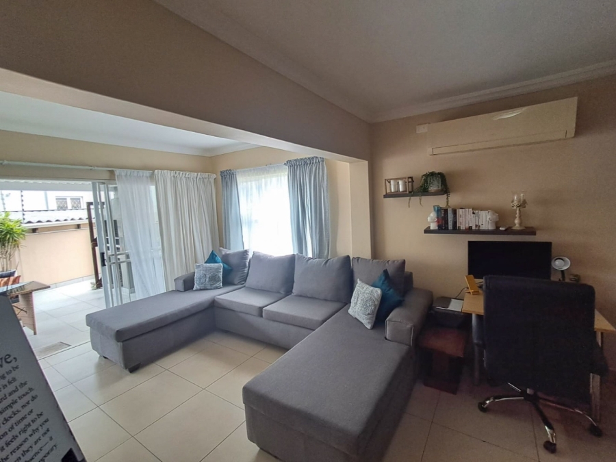 2 Bedroom Property for Sale in Manaba Beach KwaZulu-Natal