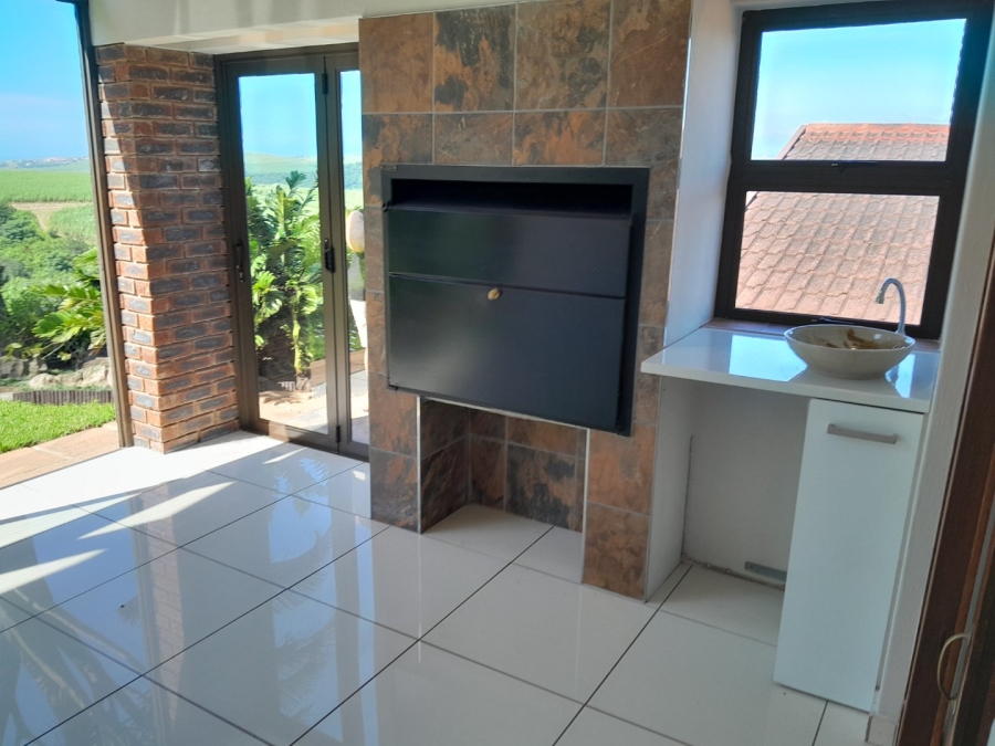 2 Bedroom Property for Sale in Lower Illovo KwaZulu-Natal