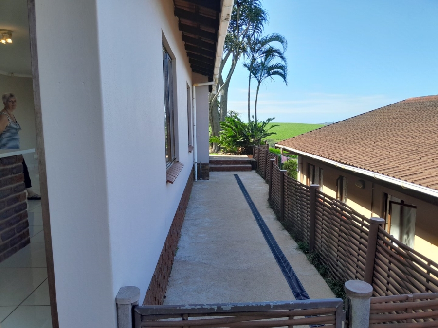 2 Bedroom Property for Sale in Lower Illovo KwaZulu-Natal