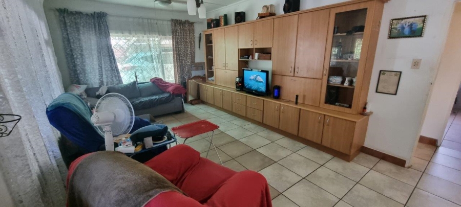 2 Bedroom Property for Sale in Sunwich Port KwaZulu-Natal