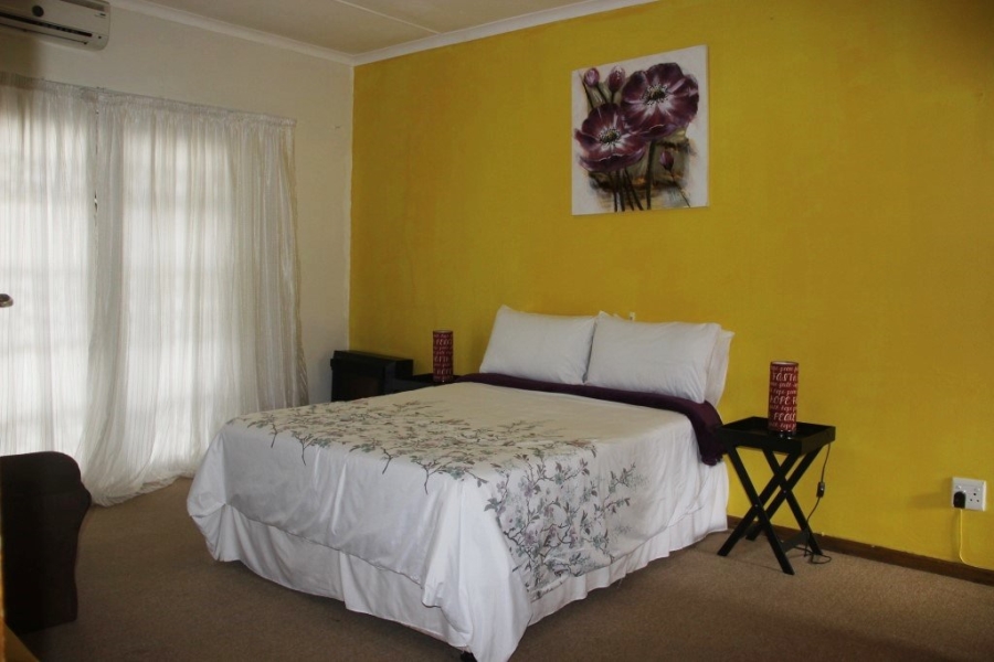 5 Bedroom Property for Sale in Shelly Beach KwaZulu-Natal