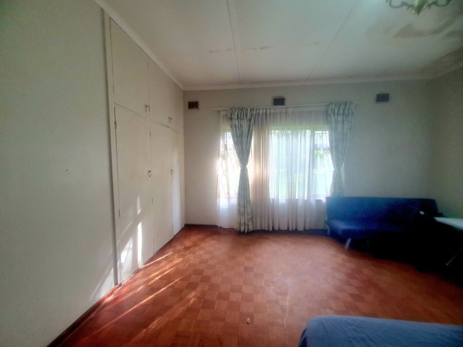 To Let 4 Bedroom Property for Rent in Anerley KwaZulu-Natal