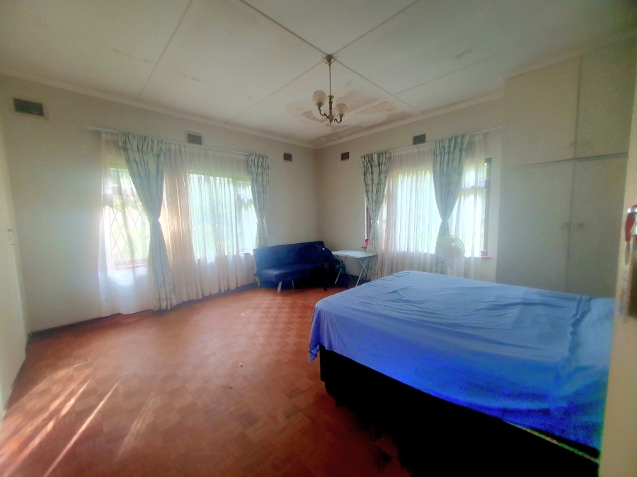 To Let 4 Bedroom Property for Rent in Anerley KwaZulu-Natal