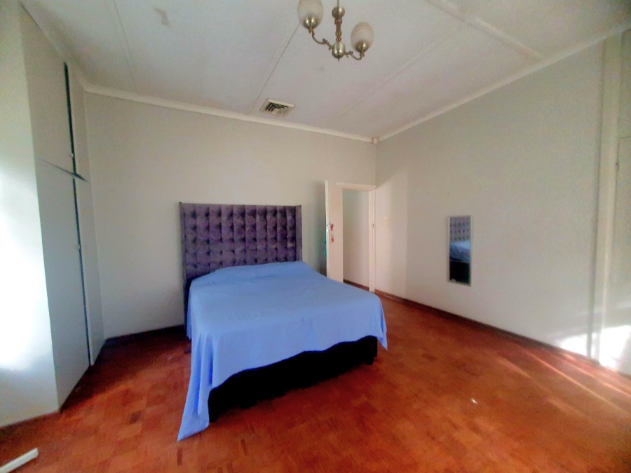 To Let 4 Bedroom Property for Rent in Anerley KwaZulu-Natal