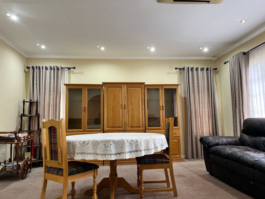 3 Bedroom Property for Sale in Aviary Hill KwaZulu-Natal