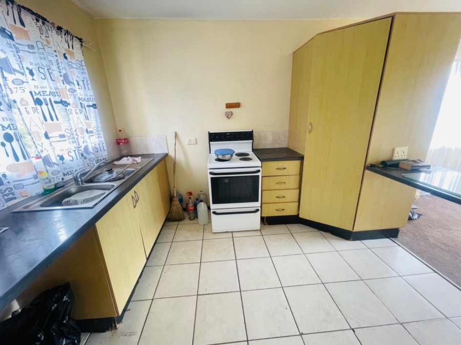 To Let 2 Bedroom Property for Rent in Montclair KwaZulu-Natal