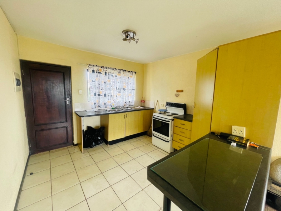 To Let 2 Bedroom Property for Rent in Montclair KwaZulu-Natal