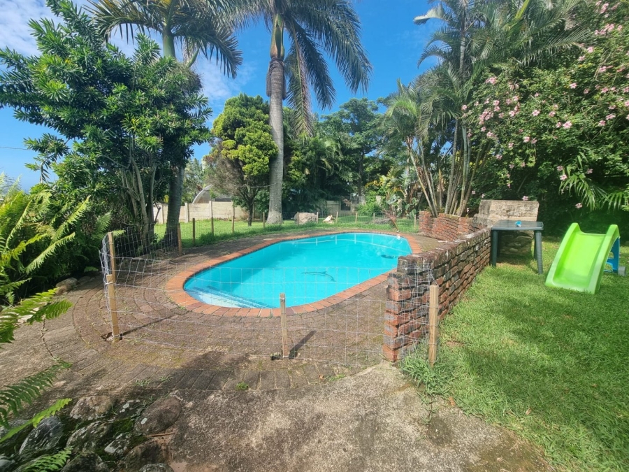 4 Bedroom Property for Sale in Sea Park KwaZulu-Natal